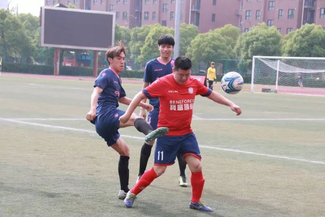 广厦男篮季前赛首胜 101-86击败吉林